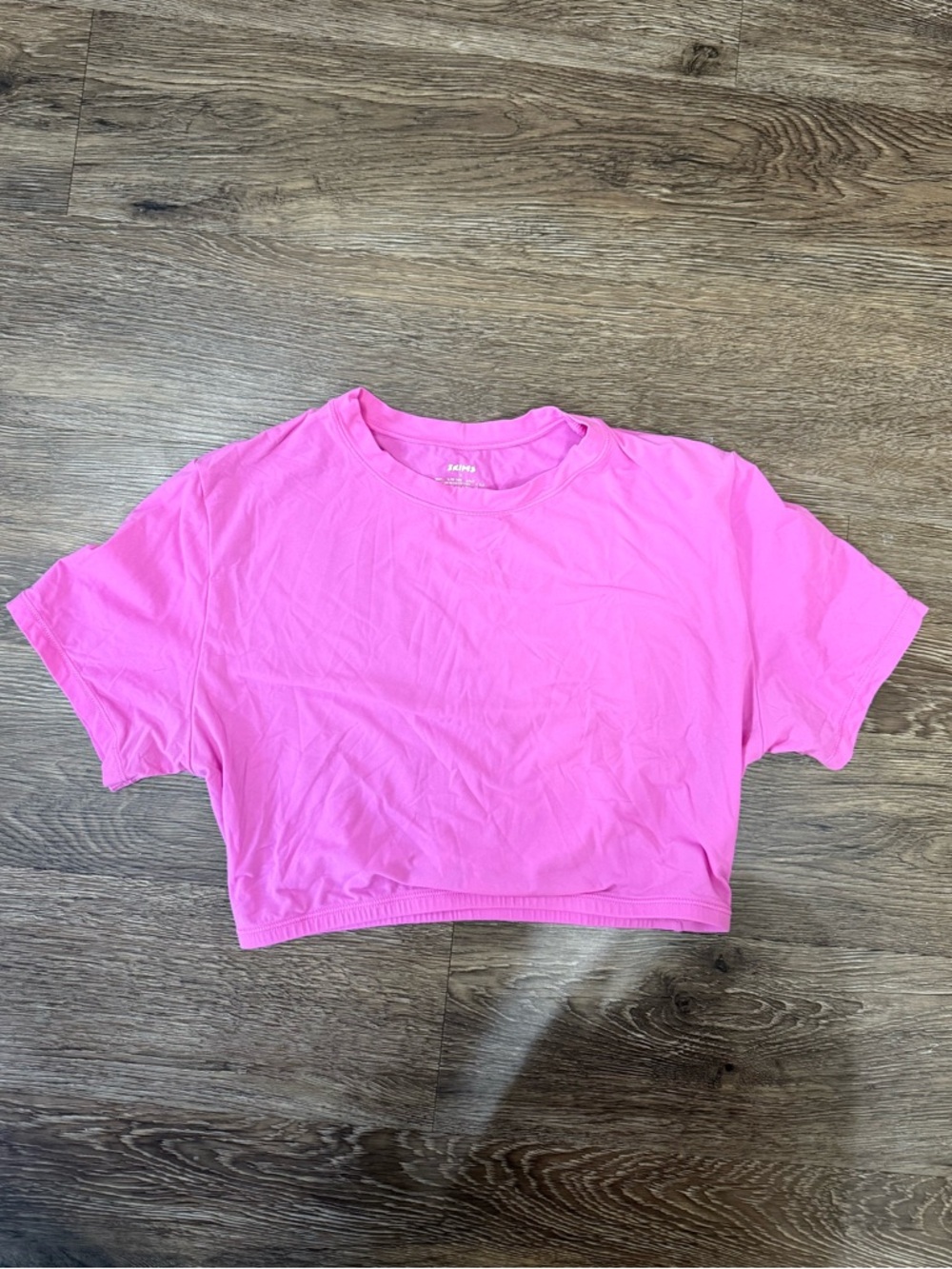 SKIMS Fits Everybody Cropped T-shirt Crop Top
Size M